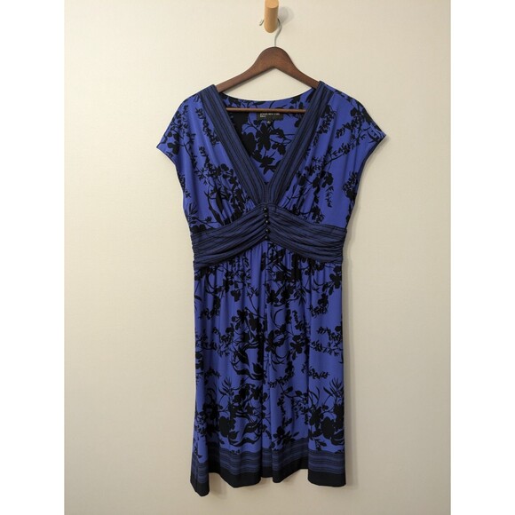 Jones New York Dresses & Skirts - Jones New York Babydoll Dress Size 12 Dark Romantic Midnight Blue Black Floral